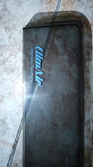 Deflectores para aire en ventanillas.