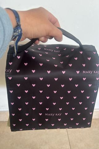 NECESER ROLLER BAG MARY KAY