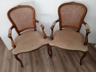 Butacas y Sillón Antiguos