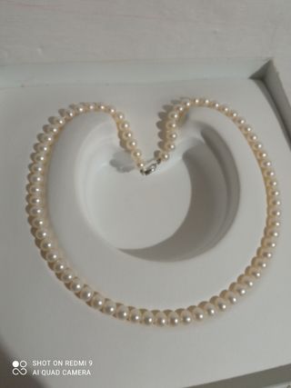 Collana di perle bianche naturali