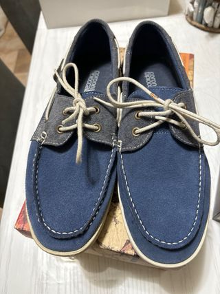 Zapatos coronel tapioca