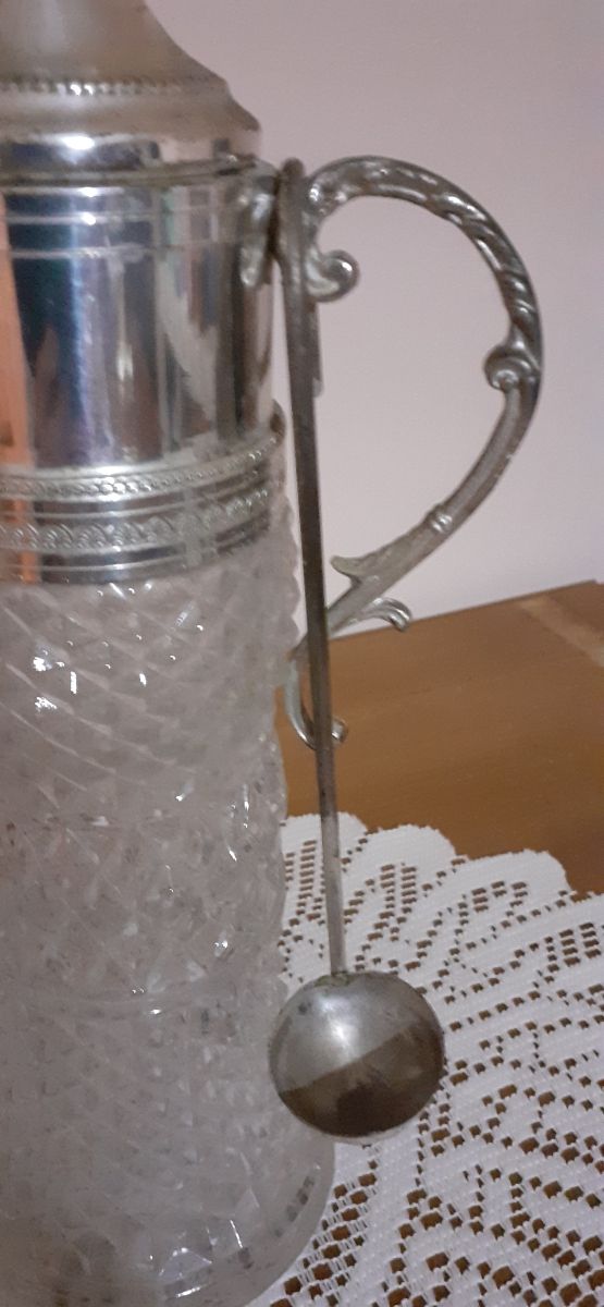 Brocca di vetro wintage