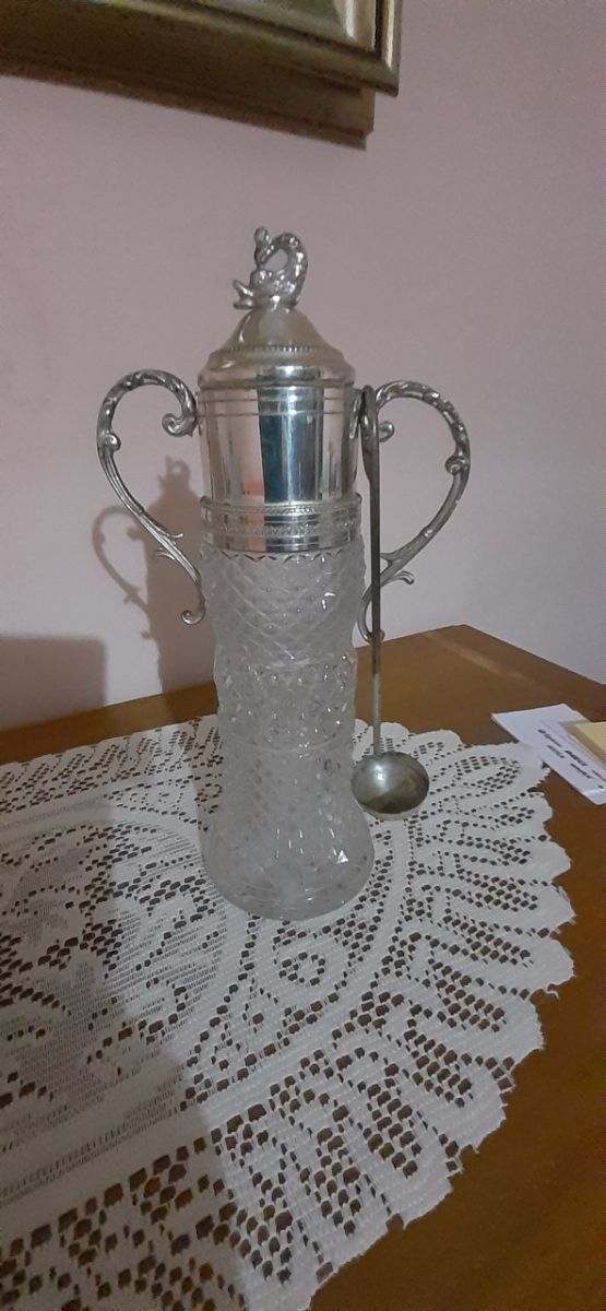 Brocca di vetro wintage