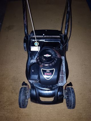 Segadora BRIGGS & STRATTON 148CC