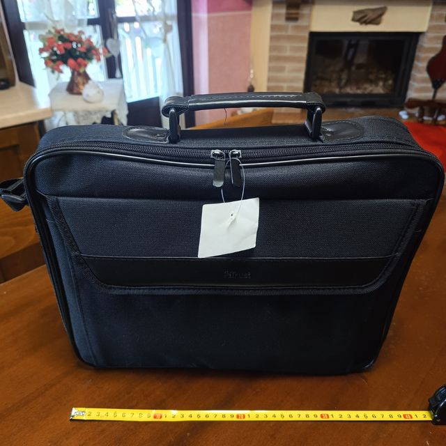 Borsa portacomputer Trust