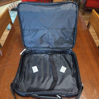 Borsa portacomputer Trust