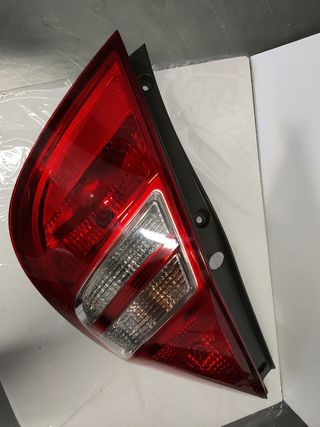 ✅PILOTO TRASERO DERECHO HYUNDAI I30