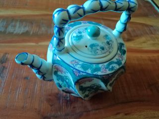 Tetera de porcelana china.
