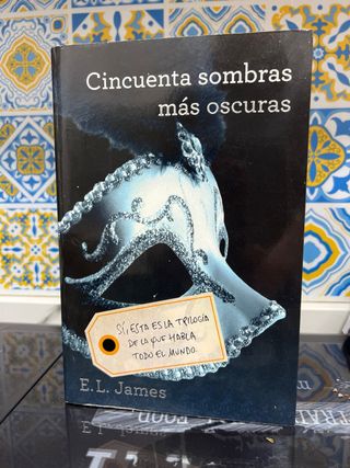 Cincuenta sombras mas oscuras