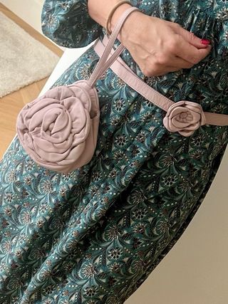 Conjunto bolso y cinturón  piel malva clarito