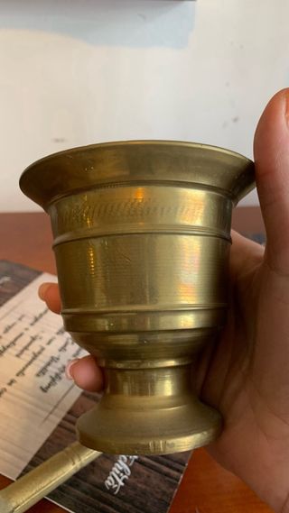 Antico mortaio in bronzo