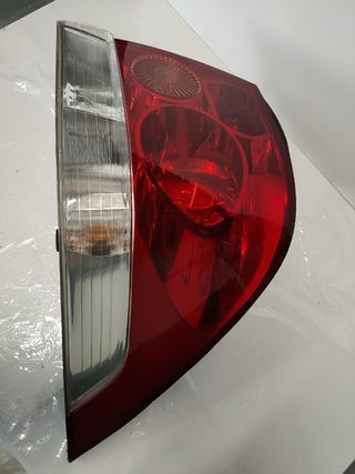 PILOTO TRASERO DERECHO OPEL ASTRA H 4P