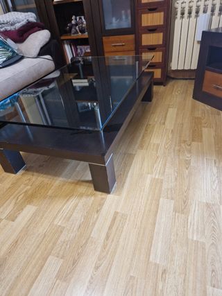 Mesa de centro madera maciza.