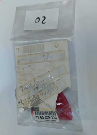 Piloto reflector tras drcho Renault/Dacia