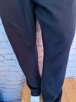 Pantalón chándal básico hombre estrenar