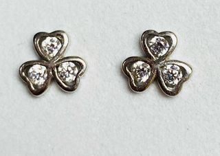 Pendientes de trebol con circonitas plata ley 925