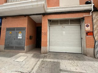 Alquiler Plaza Garaje - CL Ismael de Tomelloso, 48