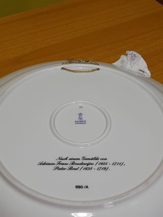 PIATTO DA PARETE PORCELLANA E ORO VINTAGE KAISER