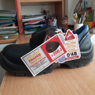 ZAPATO TRABAJO A ESTRENAR