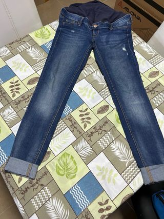 Vaqueros premama hym