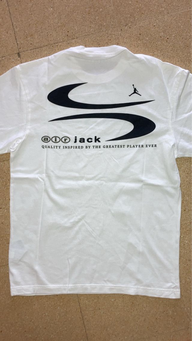 Jordan x Travis Scott