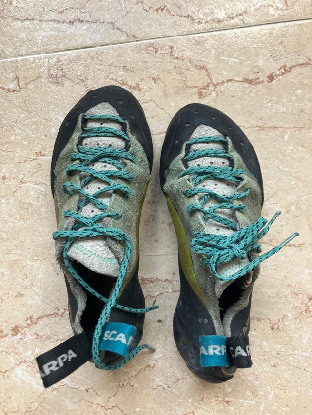 Pies de gato Scarpa Maestro talla 38 1/2