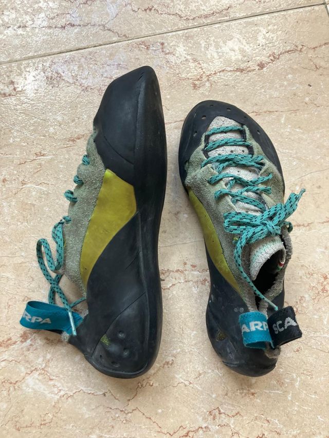 Pies de gato Scarpa Maestro talla 38 1/2