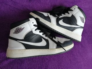NIKE AIR JORDAN