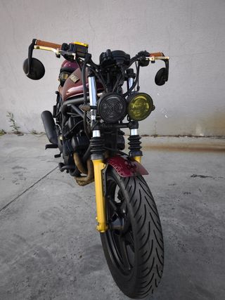 Yamaha Xj600 Café Racer homologada.