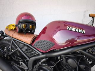 Yamaha Xj600 Café Racer homologada.