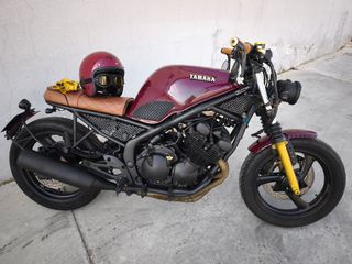 Yamaha Xj600 Café Racer homologada.