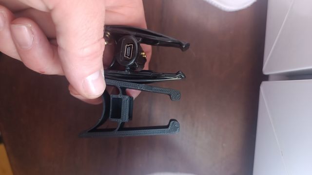 Pinza Detector metales XP.