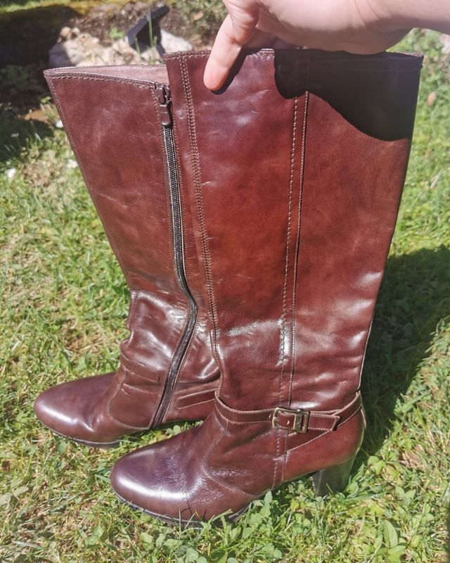 Stivali alti cuoio testa di moro