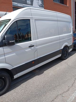 Se hacen mudanzas y portes muy económicos