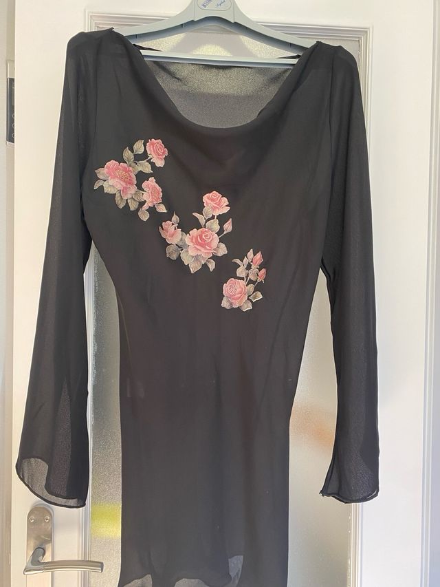 Bluson negro con flores