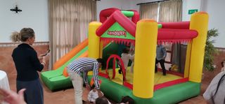 Alquiler castillo hinchable, música, inchable