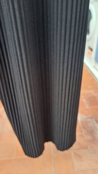 Pantalón ancho