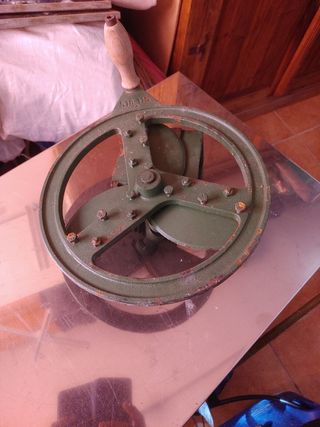 Cortador de pasto para conejos