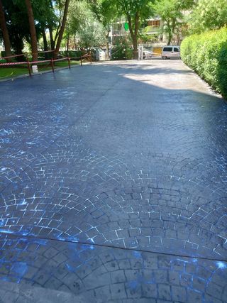 HORMIGON IMPRESO Y PULIDO, MONOCAPAS