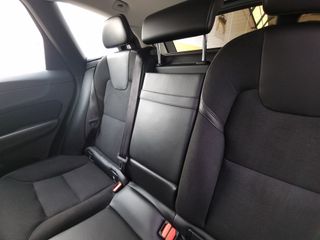 VOLVO XC60 2.0 D4 AWD Momentum Auto 5p.