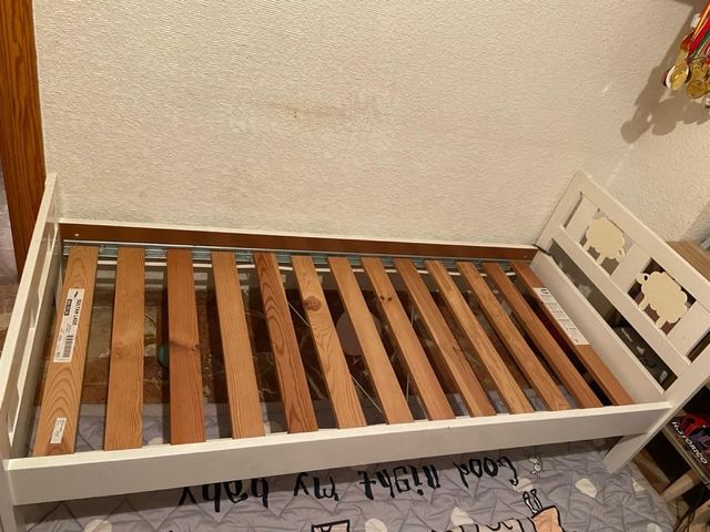 Estructura de cama con somier