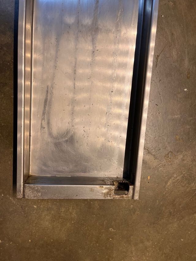 Bandeja inoxidable larga