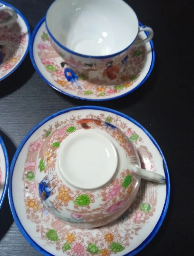 6 tazas y platos porcelana