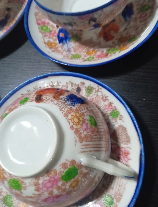 6 tazas y platos porcelana