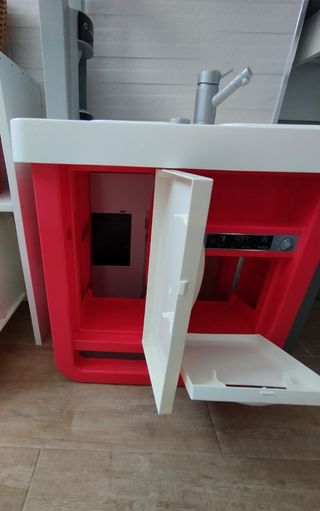 Cocina infantil 
Microondas 
Máquina registradora
