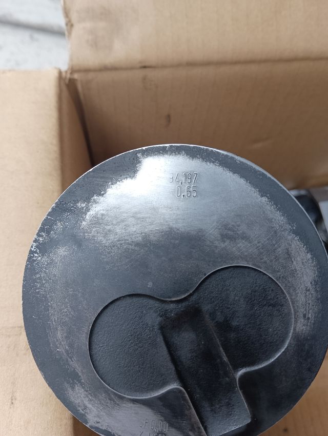 Pistones ford Transit mk2 sobremedida