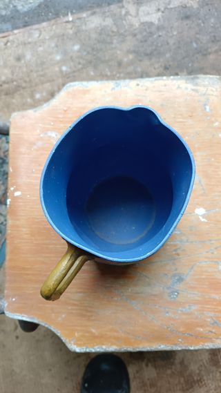 Orinal y jarra antiguas