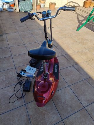 Patinete eléctrico tipo scooter