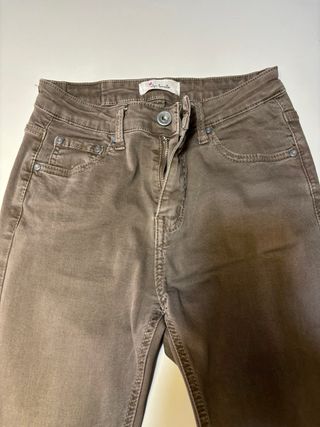 Pantalon vaquero campana