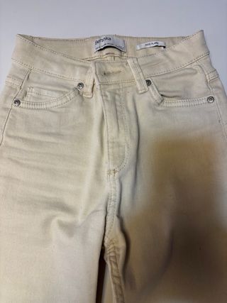 Pantalon vaquero campana